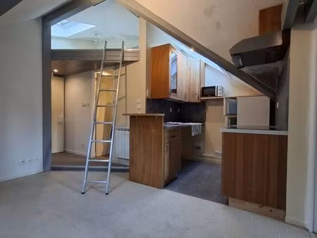 studio 1 pièce 17 m²