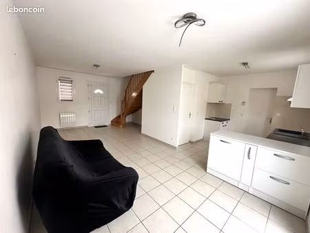 maison 3 chambres à louer 850 hors charges