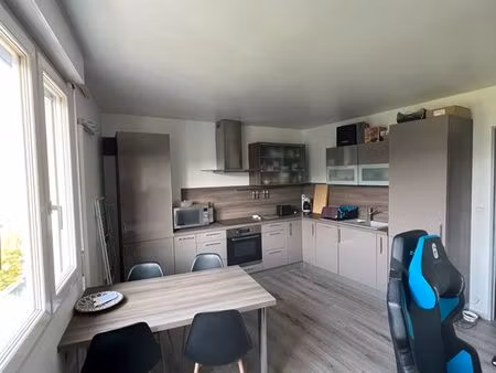 studio de 35m² avec place de parking - disponible dès maintenant