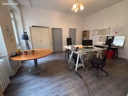 bureaux disponible place jean jaures