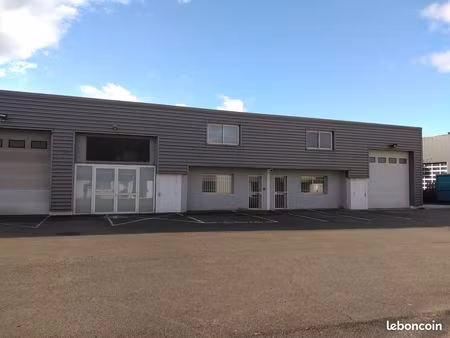 local d'activité 470 m2