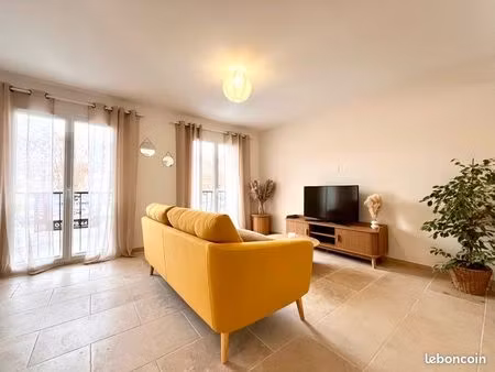 ? maison de ville rénovée – garage 40 m² – dpe a/a – cœur de béziers