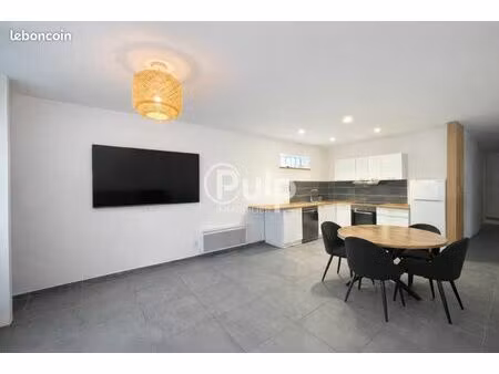 maison 4 pièces 77 m²