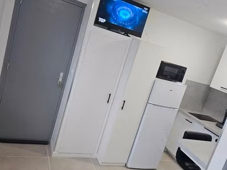 studio étudiant neuf et meublé