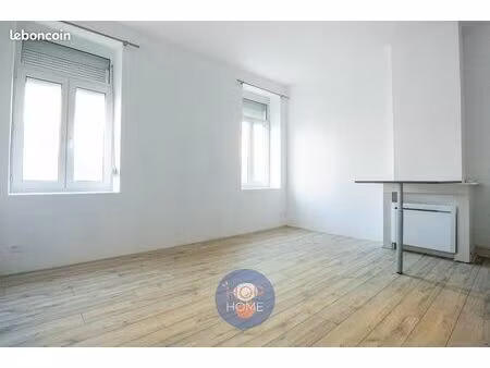 studio 1 pièce 26 m²