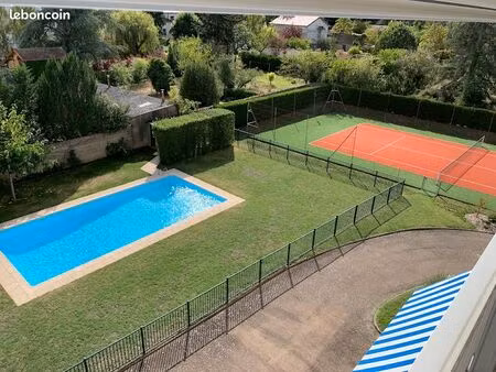 t2 standing dans résidence avec piscine et tennis à riorges 42153