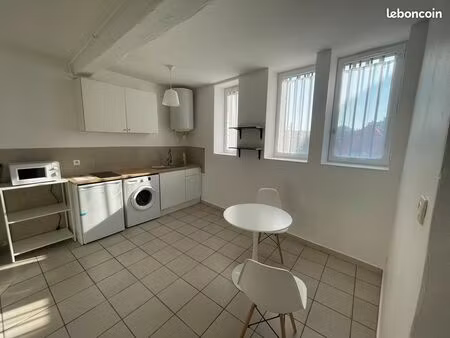 studio à louer - lyon 1