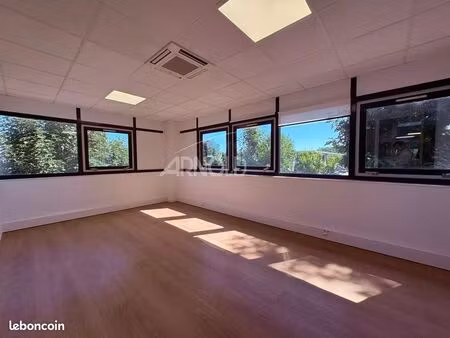 bureaux 395 m² nantes