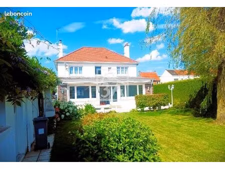 maison 6 pièces 164 m²