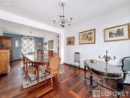 maison 7 pièces 160 m²