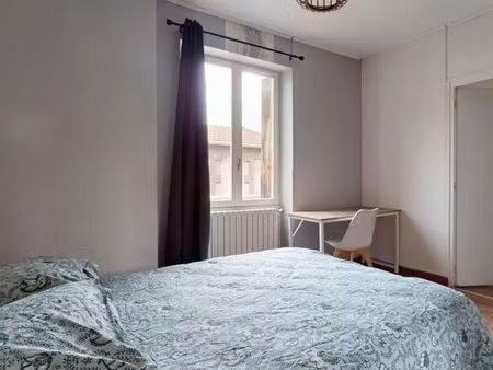 t3 saint chamond centre ville-60 m2