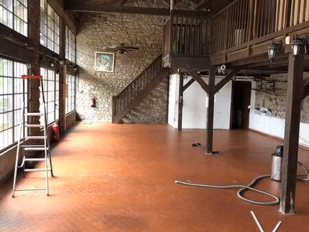 a louer local commercial