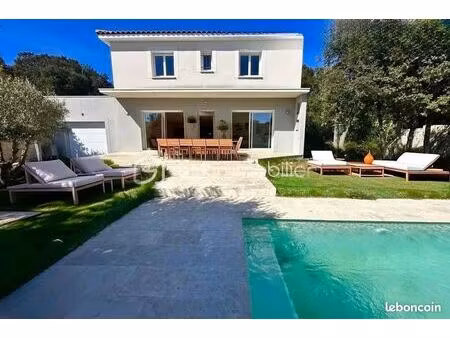 villa 4 pièces 103 m²
