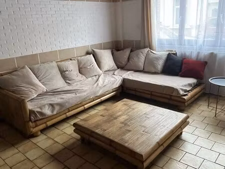 appartement meublé 70 m2 rdc toutes charges comprises +cour