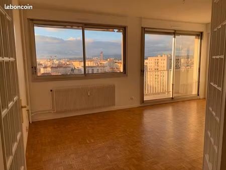95 m2 / appartement lumineux et refait à neuf / etage élevé sans vis à vis / balcon 10 m2 
