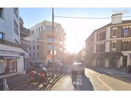 boutique 200 m² nogent sur marne