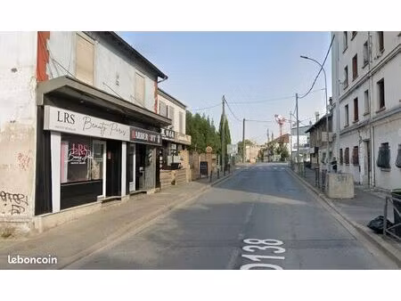 boutique 264 m² villeneuve st georges