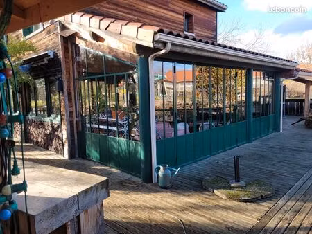 restaurant maison murs et fond