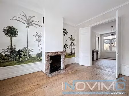 maison 10 pièces 227 m²