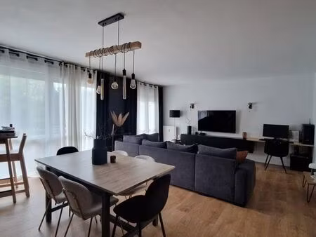 location t3 77m2 - non meublé - le chambon-feugerolles