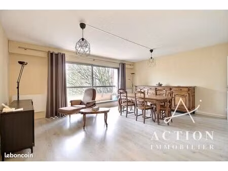 appartement 3 pièces 80 m²