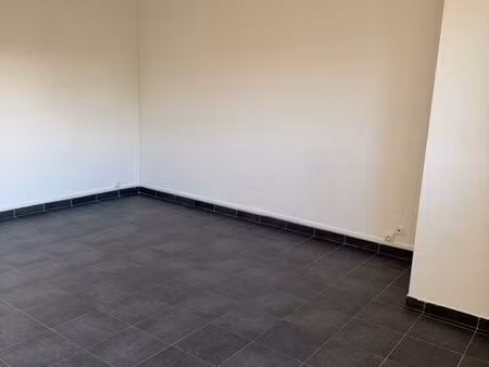 appartement t2 à creil gare à 25 min de paris gare du nord