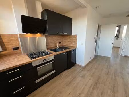 appartement 1 chambre rénové ± 50 m² – waterloo joli-bois