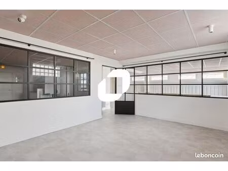 bureaux 140 m²