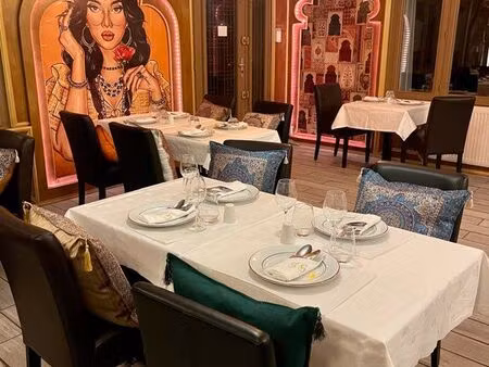 restaurant indien unique dans la ville