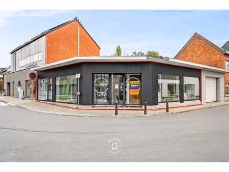 commerciëel gelijkvloers op toplocatie in het hart van mo...