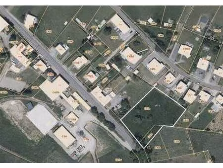 terrain constructible 33 ares à hanzinelle