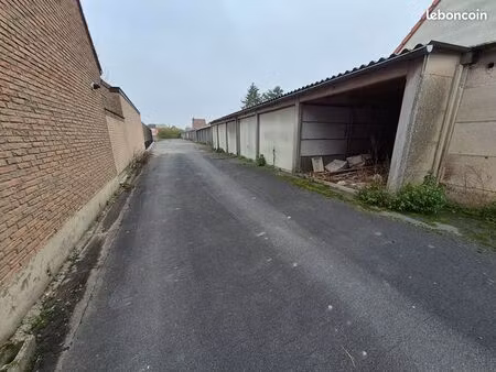 parking/box la bassee