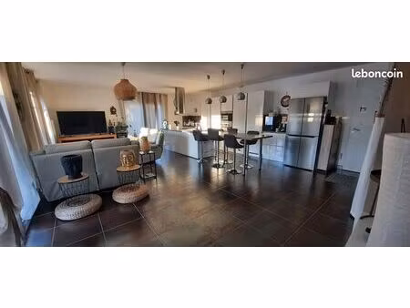 maison t5 plein pied 130m2 sur terrain de 926m2