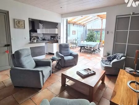 maison 6 pièces 155 m²