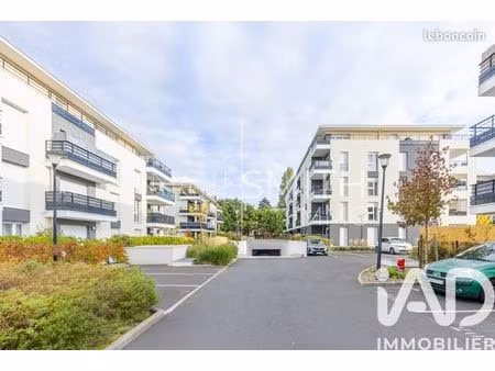 parking/box 12 m² saint-leu-la-forêt