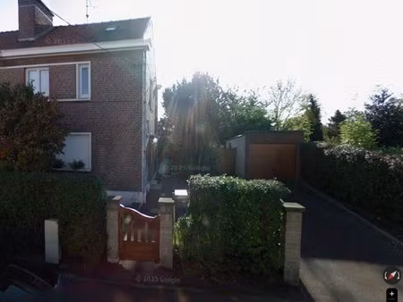 vend maison semi-individuelle