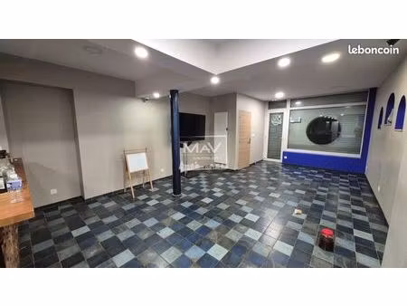 local commercial 60 m²