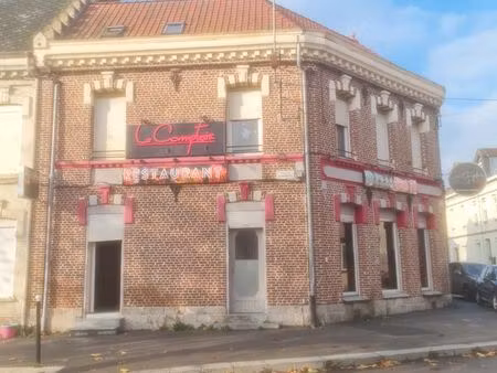 local commercial 200 m2