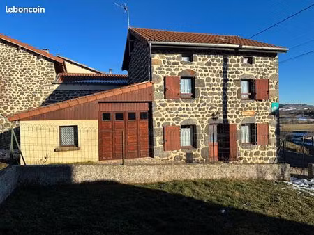 maison 4 pièces 77 m²