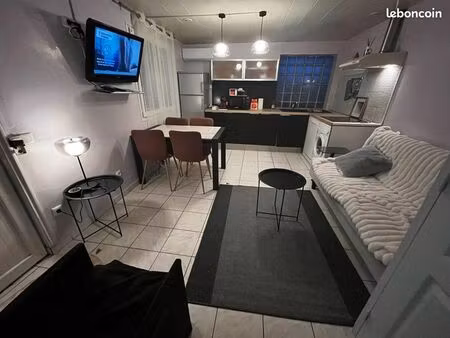 laverune ff3 meublé dans villa