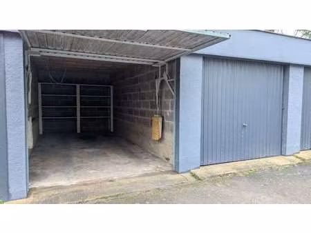 vente garage et parking à rennes sainte-thérèse (35000) : à vendre / 14m² rennes sainte-th