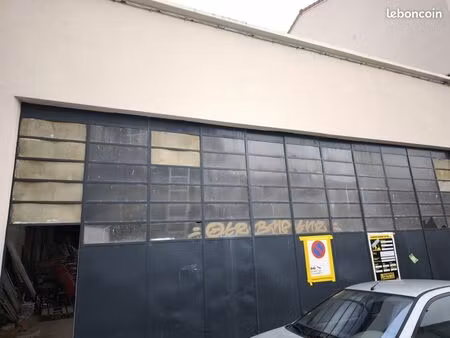 local 400 m² saint-etienne