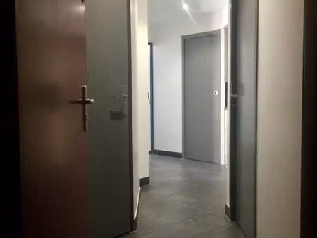 f3 + parking /s sol - quartier aiguelongue