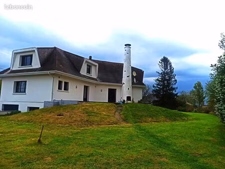 villa 10 pièces 250 m²