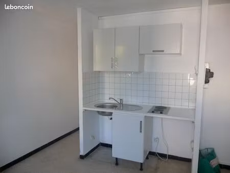 a louer studio 21m² 520 cc