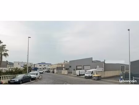 local bureaux 115 m²