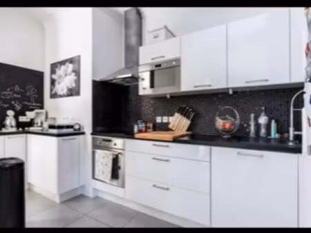 appartement t3  avec parking et terrasse  belles prestations