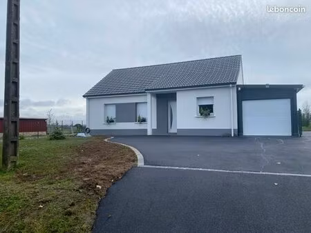 maison de campagne récente