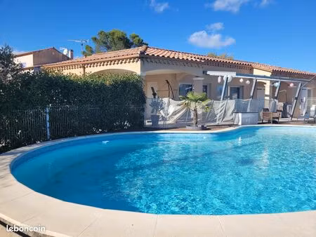 maison contemporaine 6 pièces – 133 m² avec piscine et garage – les matelles (10 min de mo