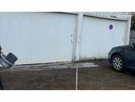 garage à louer
